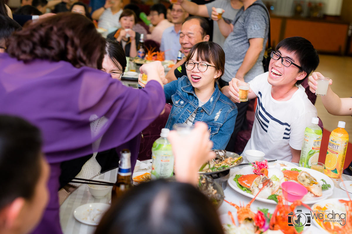 東濬思妤 文定迎娶晚宴 英承會館 婚攝香蕉 永恆記憶 婚禮攝影 台北婚攝 #婚攝 #婚禮攝影 #台北婚攝 #婚禮拍立得 #婚攝拍立得 #即拍即印 #婚禮紀錄 #婚攝價格 #婚攝推薦 #拍立得 #婚攝價格 #婚攝推薦